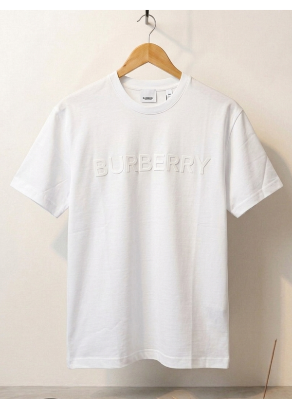 Burberry beyaz T-shirt logolu